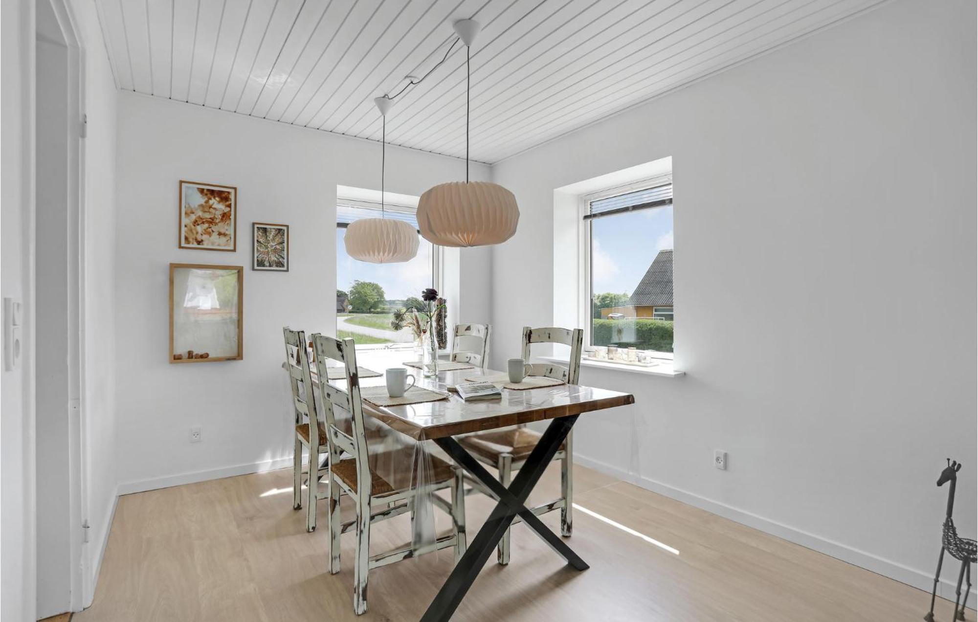 Beautiful Home In Ronne With House A Panoramic View Ngoại thất bức ảnh